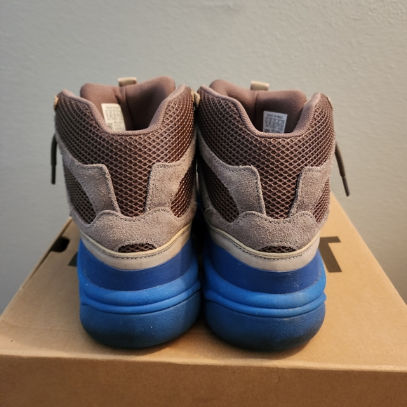 Yeezy Desert Boot - Picture 4 of 7